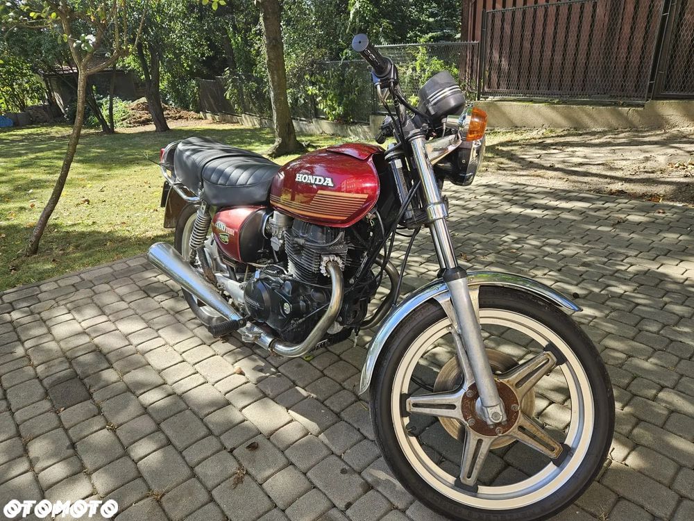 Honda CB - 1