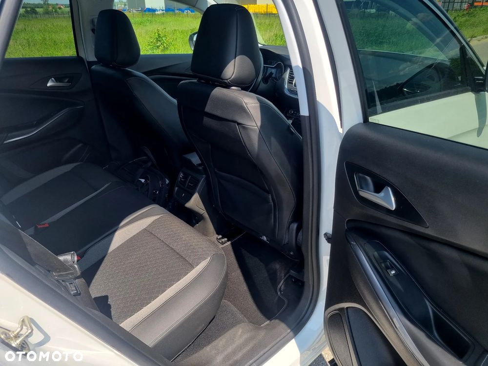 Opel Grandland X - 11