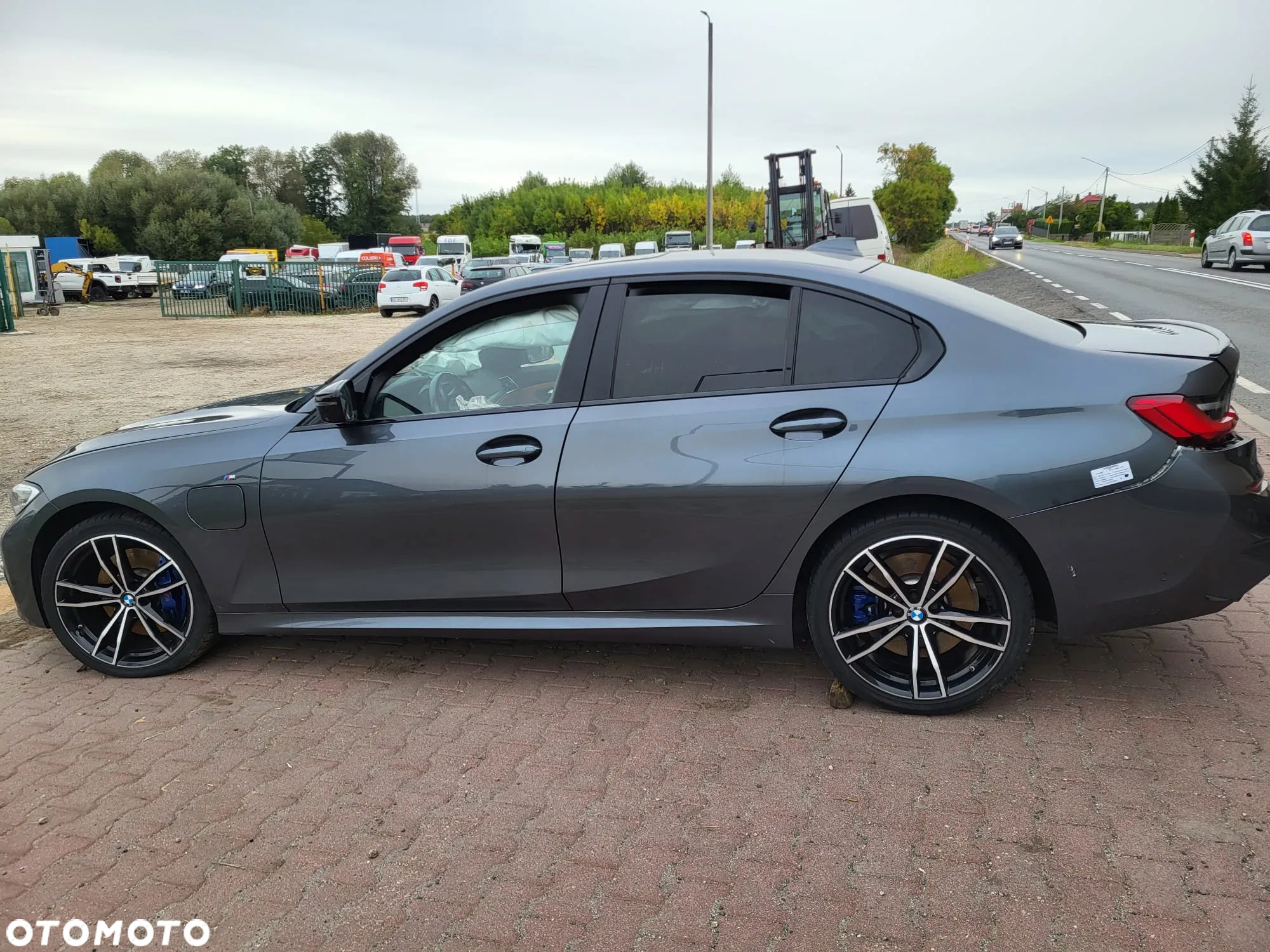 BMW Seria 3 330e PHEV xDrive sport - 8