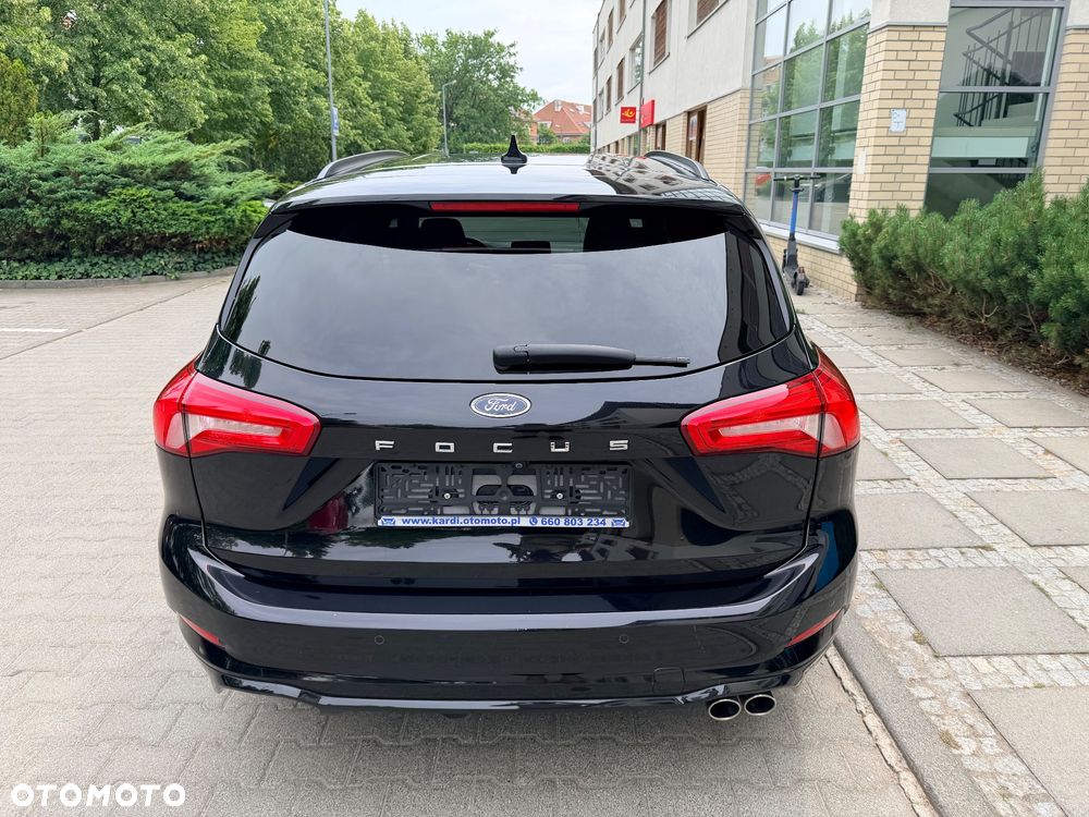 Ford Focus - 8