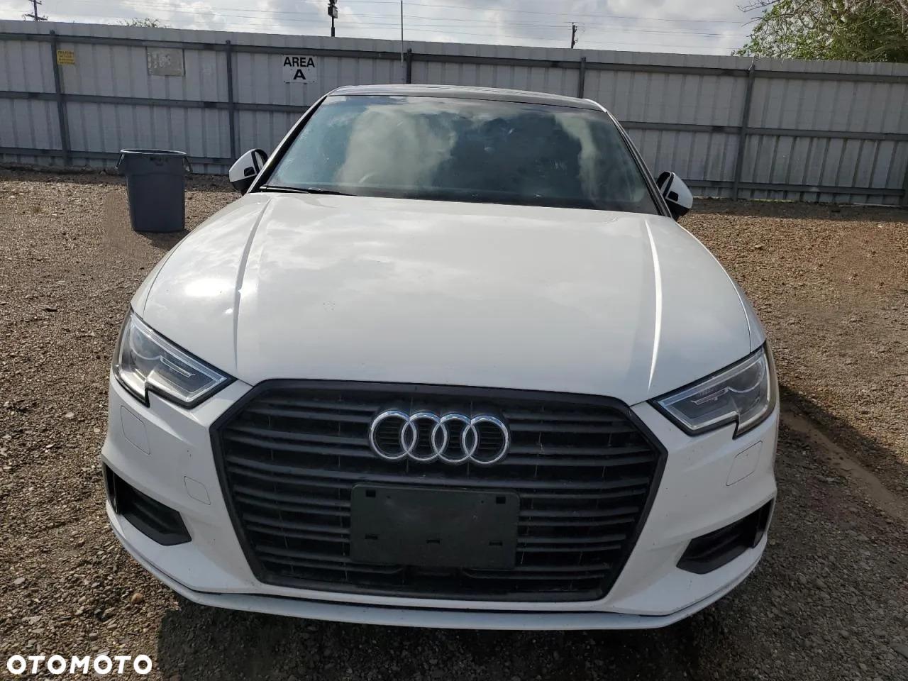 Audi A3 1.8 TFSI Ambiente S tronic - 3
