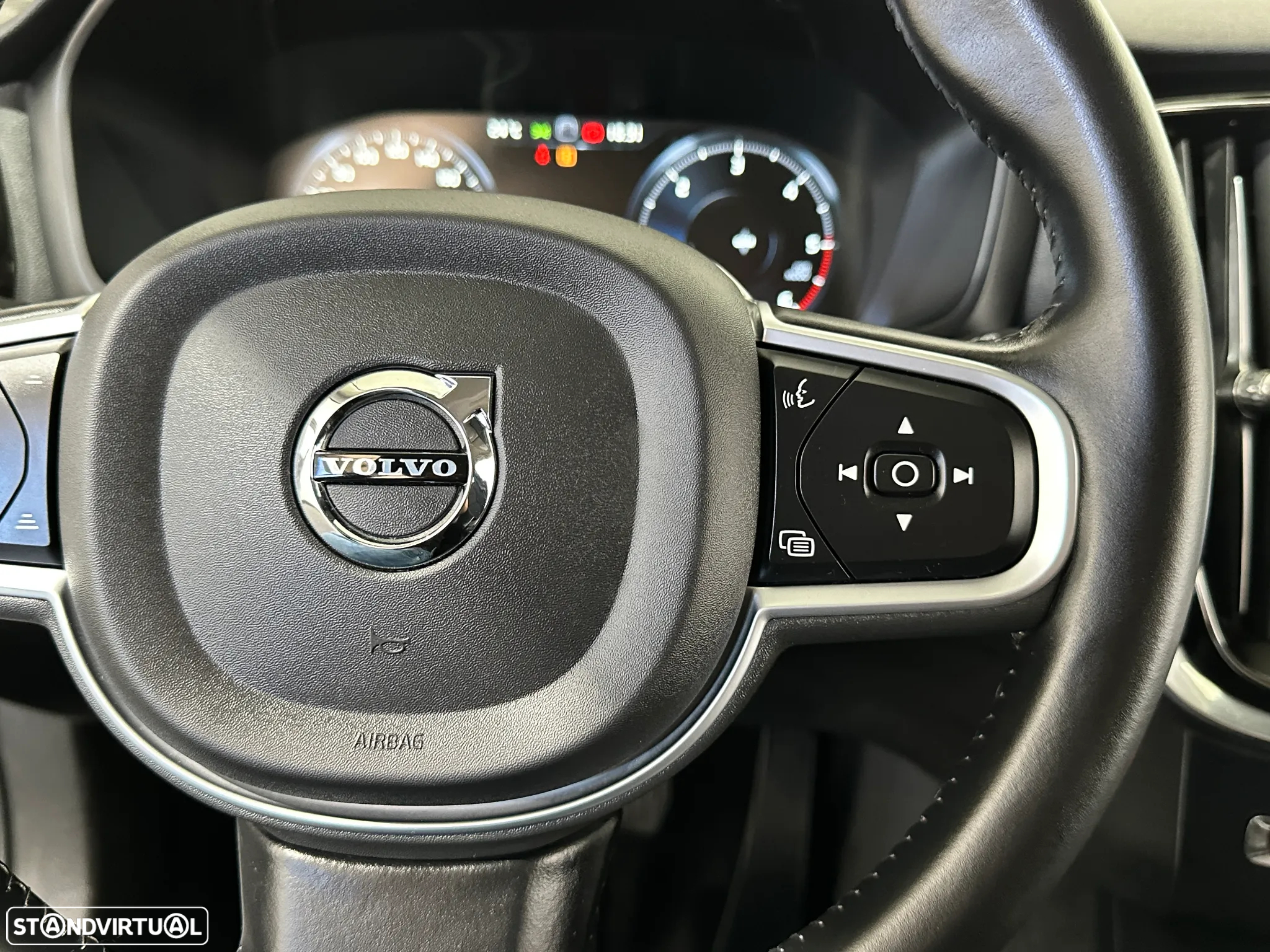Volvo V60 2.0 T6 AWD TE Inscription Expression - 24