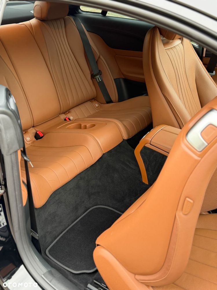 Mercedes-Benz Klasa E 350 AMG - 14
