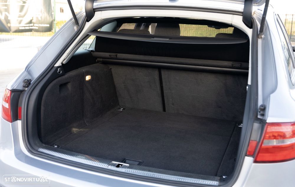 Audi A4 Avant 2.0 TDI Business Line S-line - 28