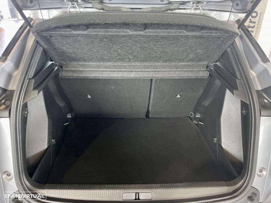 Peugeot 2008 1.2 PureTech Active Pack - 28