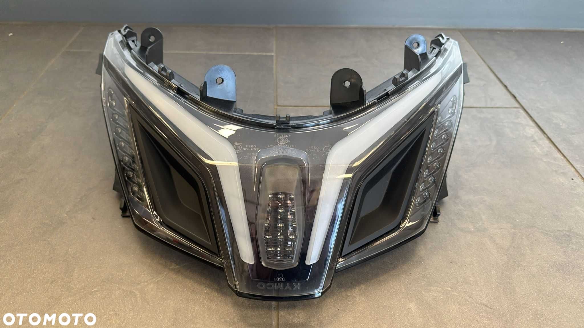 Lampa LED Tylna Kymco AK 550. 2017-21 [695] - 1
