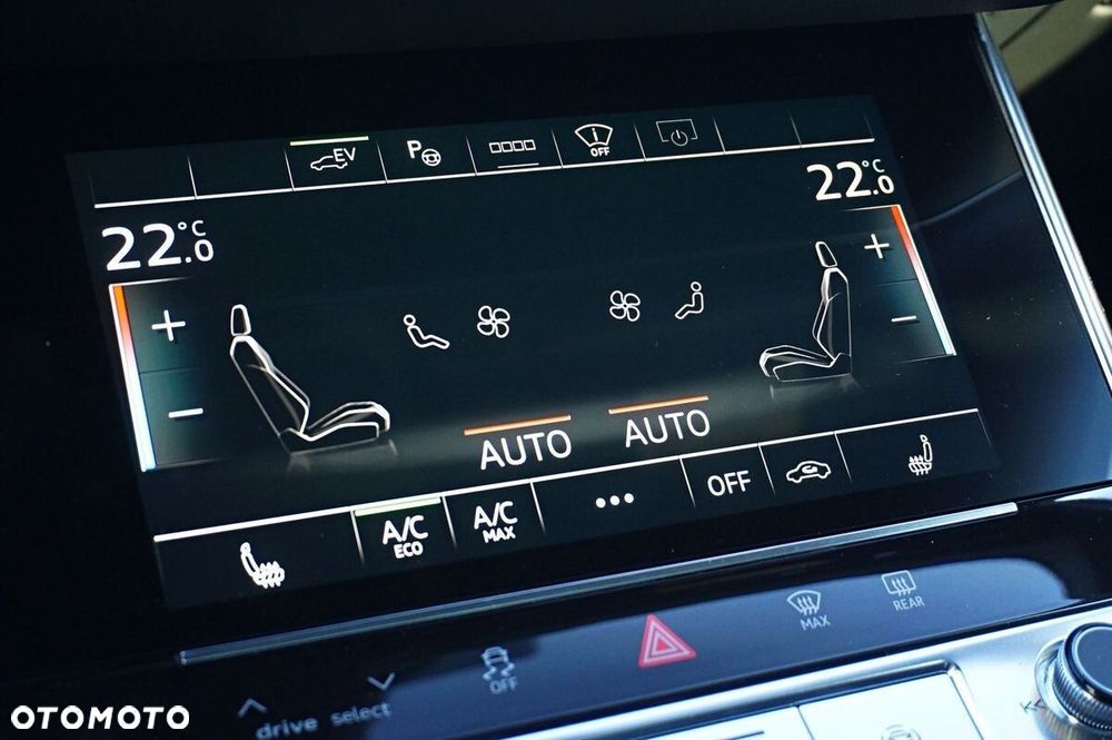Audi A6 Avant - 16