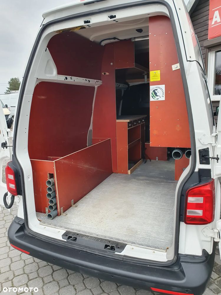 Volkswagen Transporter - 8
