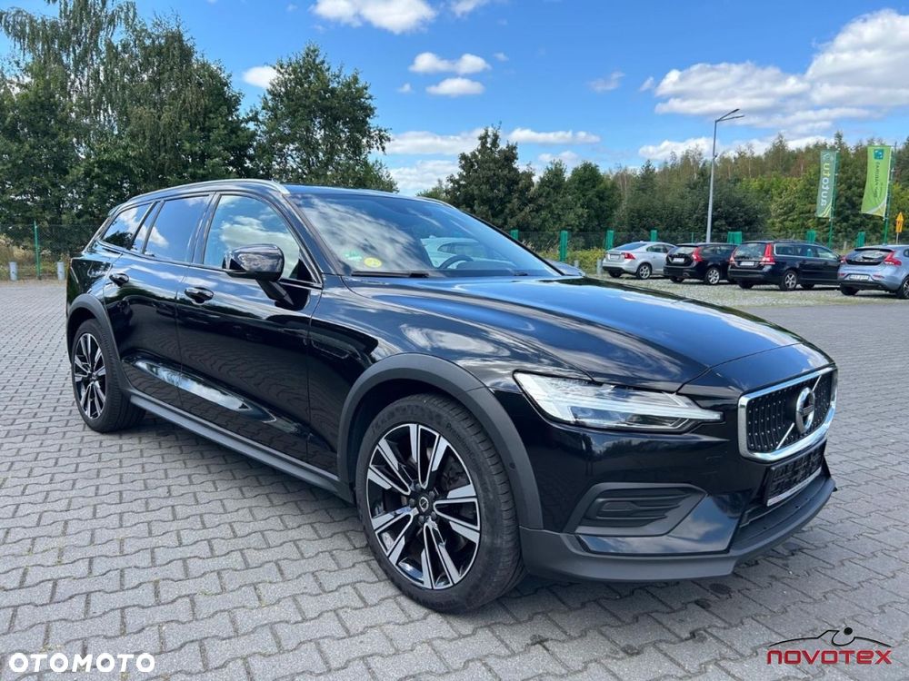 Volvo V60 Cross Country D3 Geartronic Momentum - 3