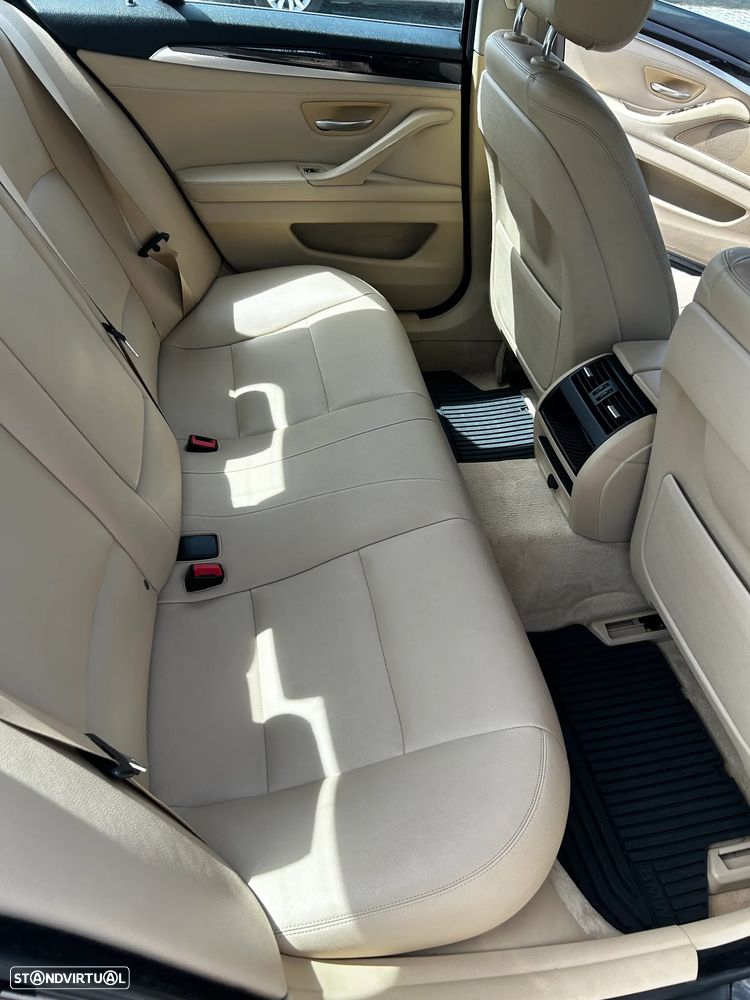 BMW 525 d Auto - 14