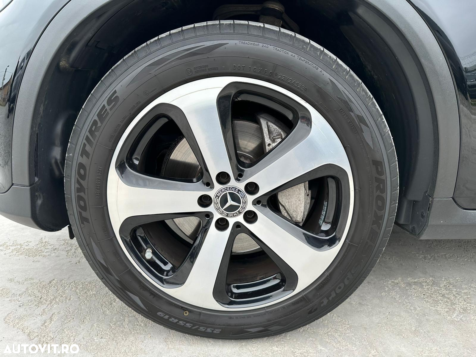 Mercedes-Benz GLC 250 d 4Matic 9G-TRONIC Exclusive - 36