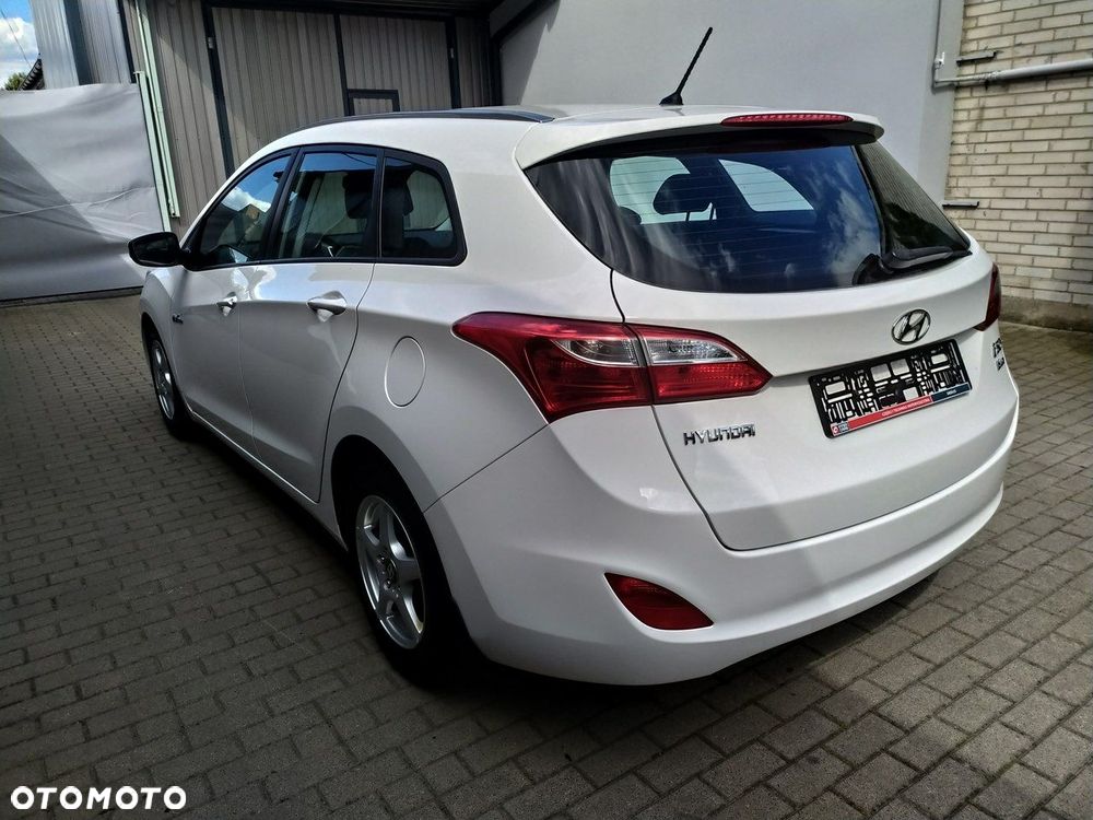 Hyundai i30 1.6 GDI BlueDrive Comfort - 5