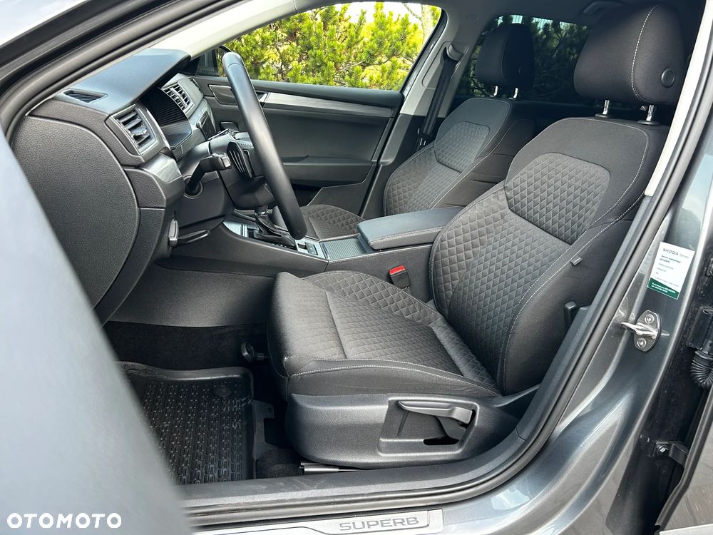 Skoda Superb 2.0 TDI SCR Ambition DSG - 10