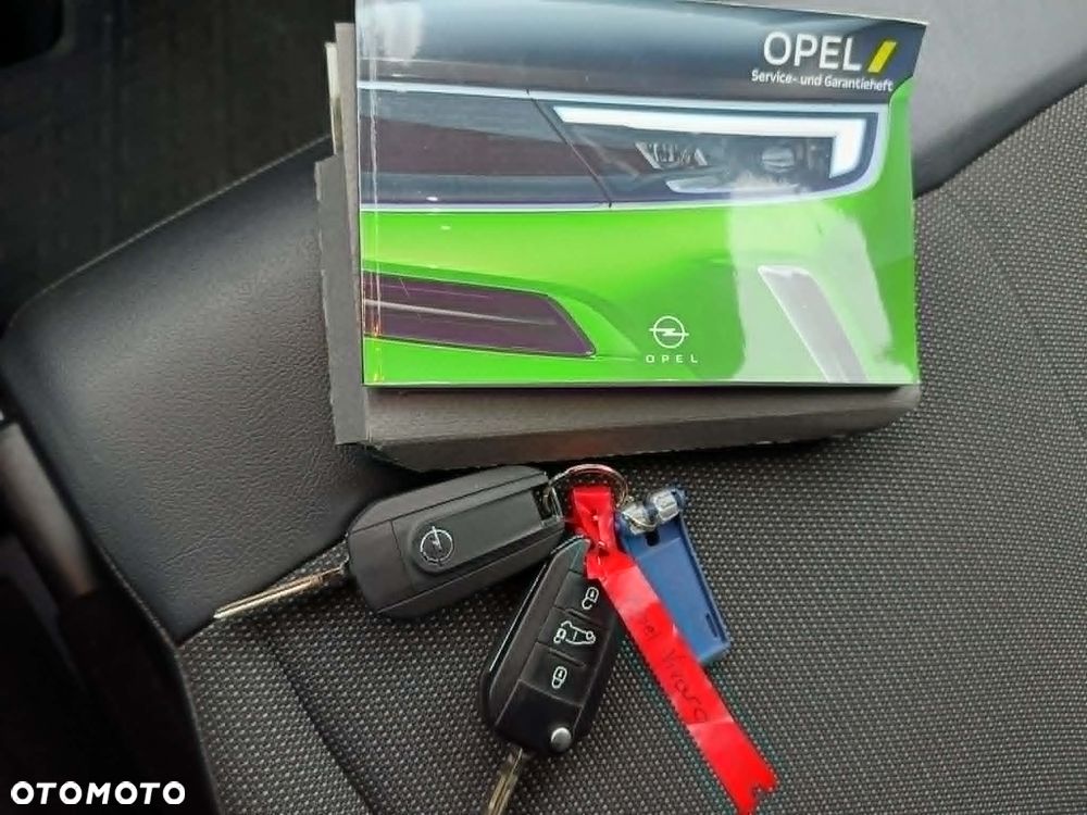 Opel VIVARO - 28