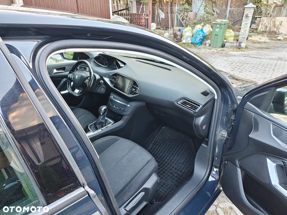 Peugeot 308 1.6 BlueHDi Business Line S&S - 13