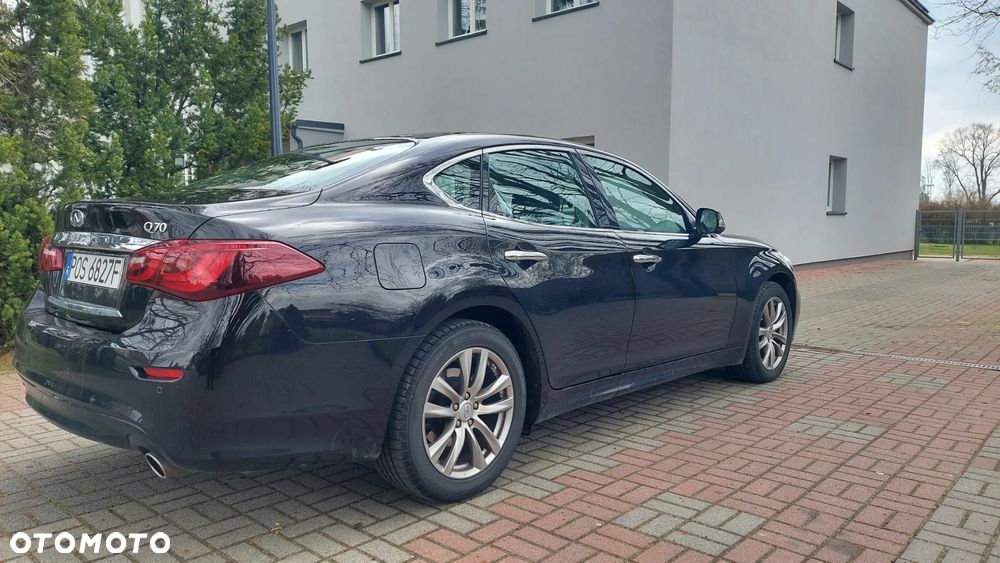 Infiniti Q70 2.2d Executive EU6 - 3