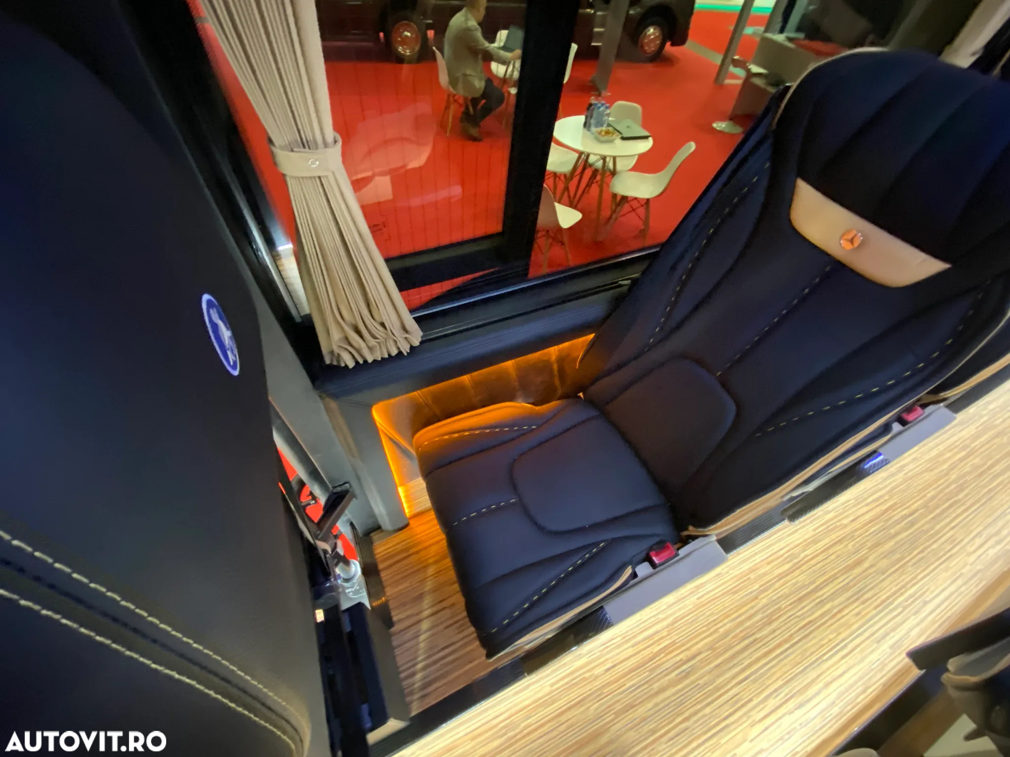 Mercedes-Benz 519 19+1+1 LOCURI vip  *COC* - 18