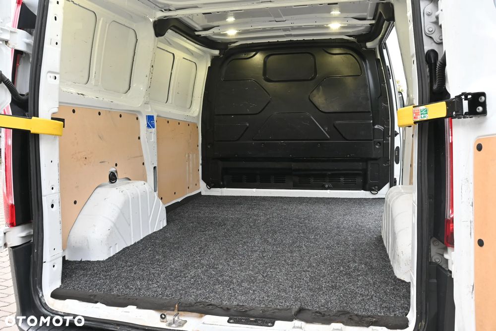 Ford TRANSIT CUSTOM - 34