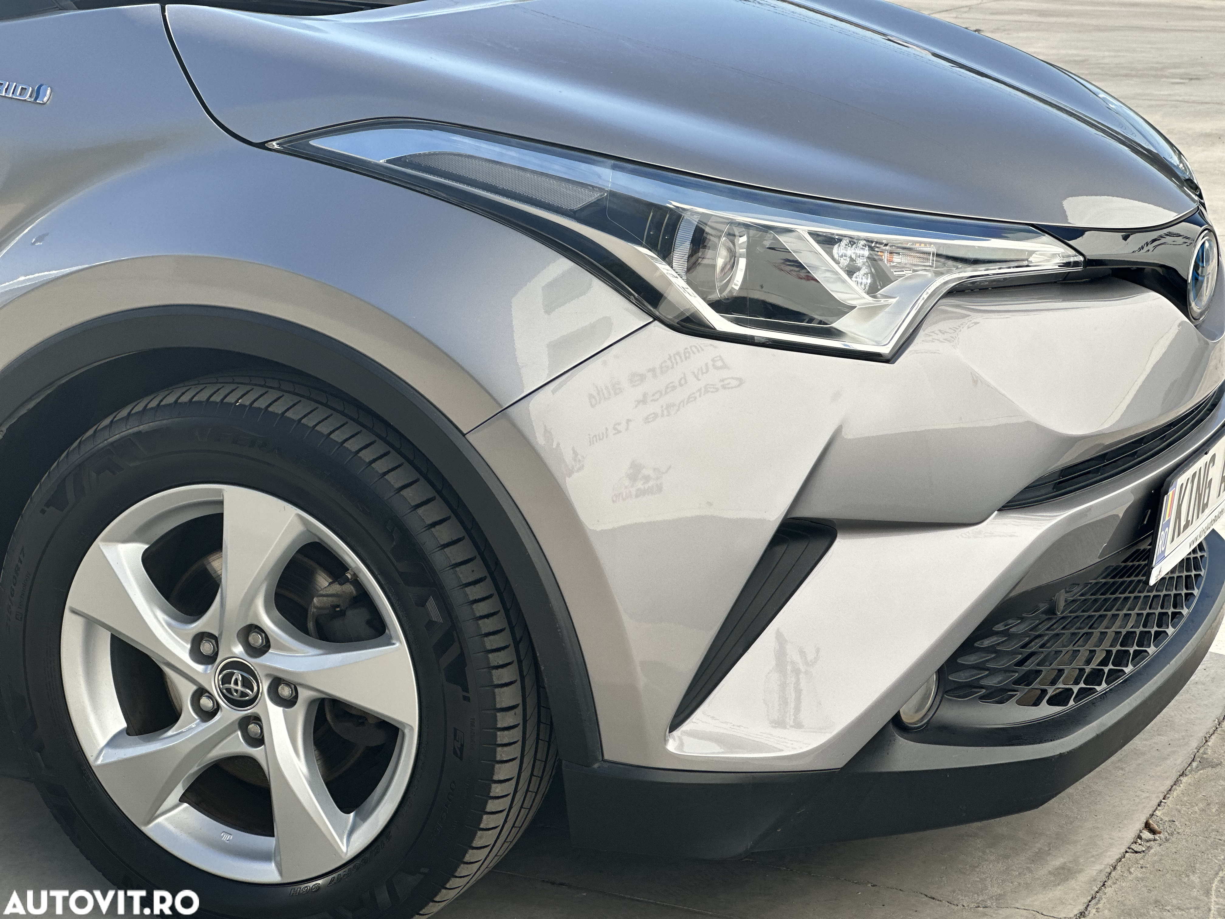 Toyota C-HR - 10