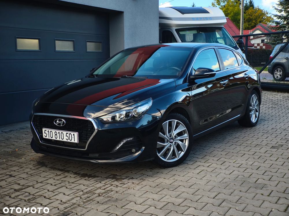 Hyundai i30 Fastback 1.0 T-GDI Comfort - 1