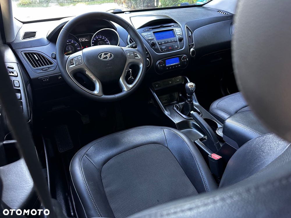 Hyundai ix35 1.6 2WD Fifa World Cup Edition - 23