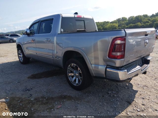 RAM 1500 Crew Cab Shortbed Limited - 4