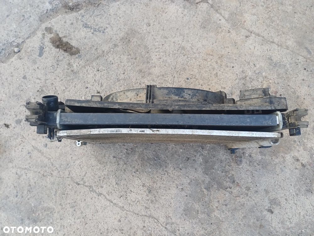 Chlodnica wody klimy wentylator komplet DACIA DUSTER I LIFT 1.6SCE 13-17R - 14
