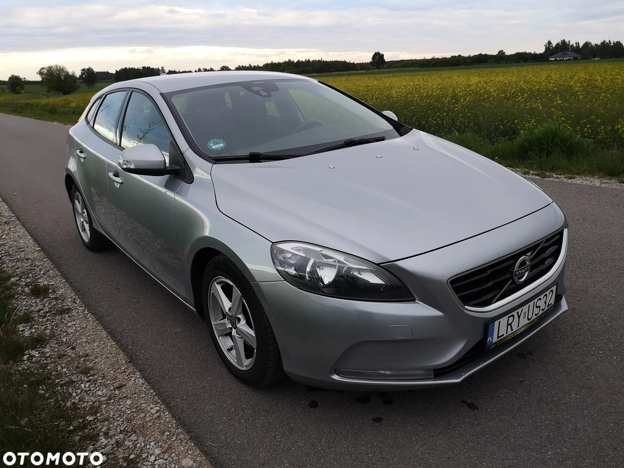 Volvo V40 - 16