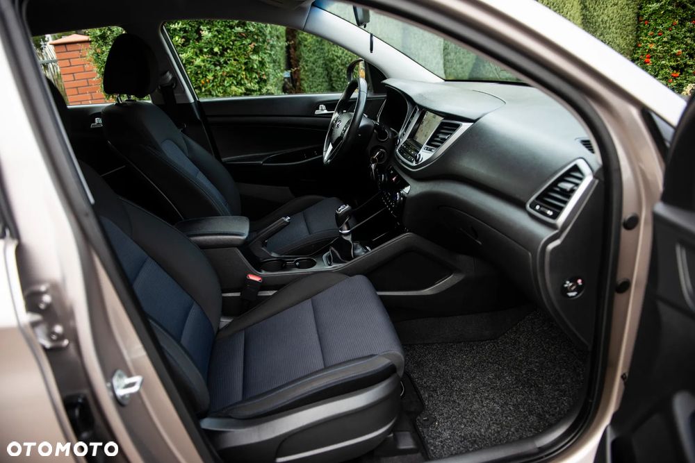 Hyundai Tucson 1.6 GDi Comfort 2WD - 38
