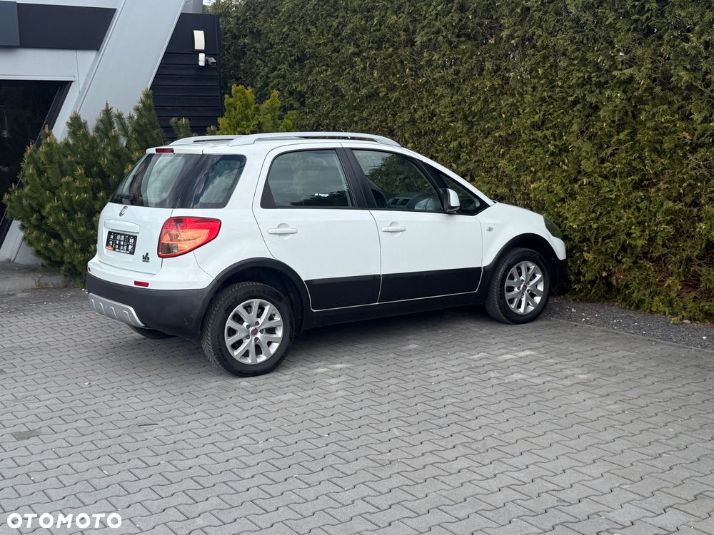 Fiat Sedici 1.6 16V 4x4 Lounge - 9