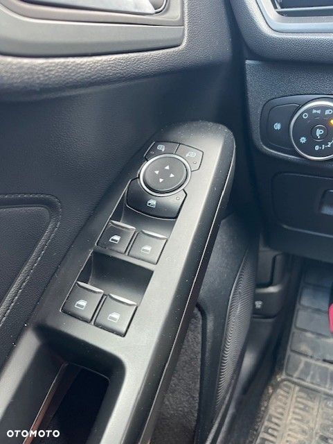 Ford Focus 1.5 EcoBlue SCR Trend - 9