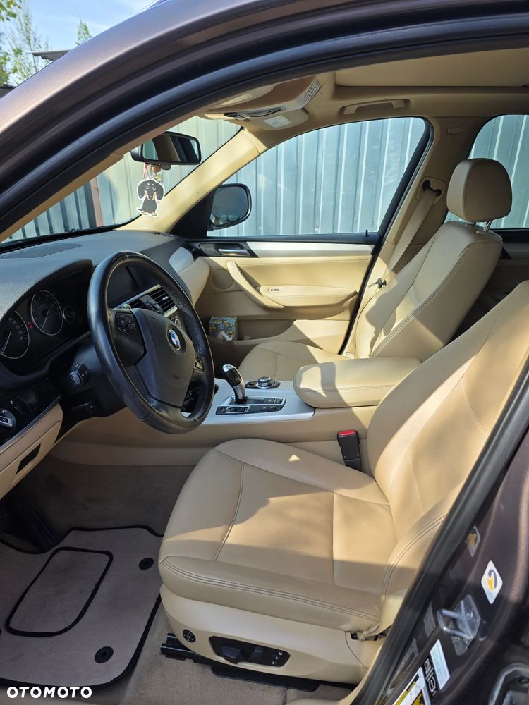 BMW X3 28i xDrive - 8