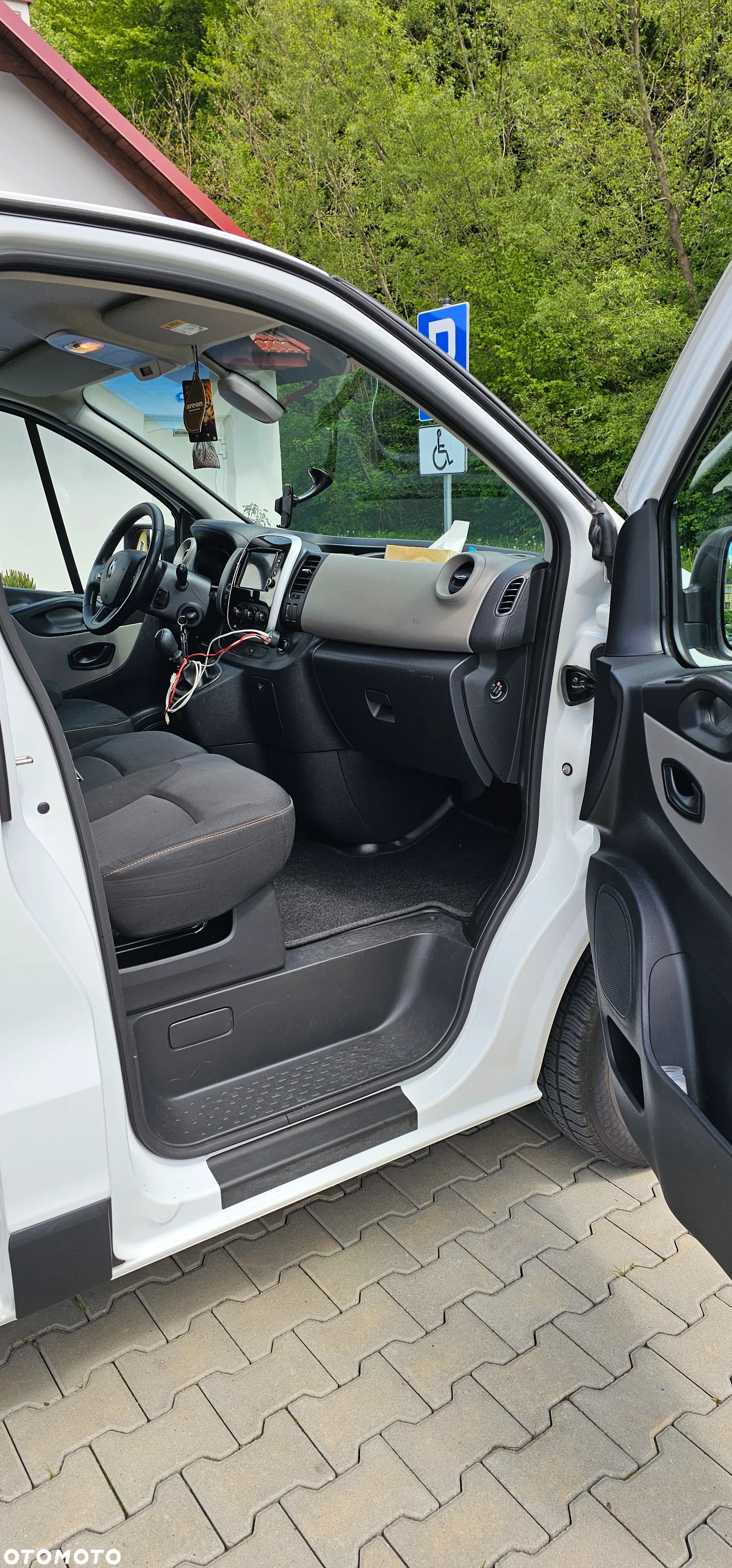 Renault Trafic 1.6 dCi 115 Combi L1H1 Expression - 12