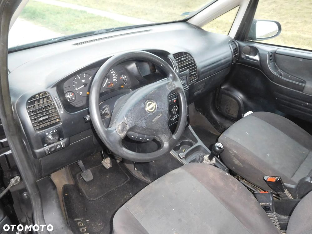 Opel Zafira 1.8 16V Comfort - 5