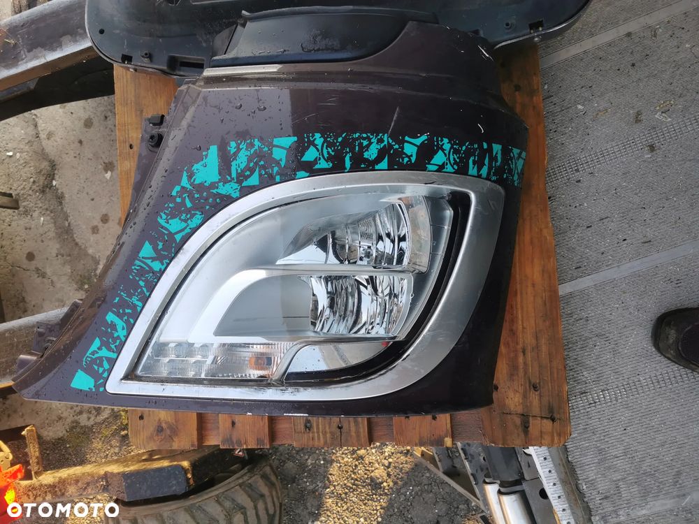 DAF XF  LAMPA LEWA XENON
