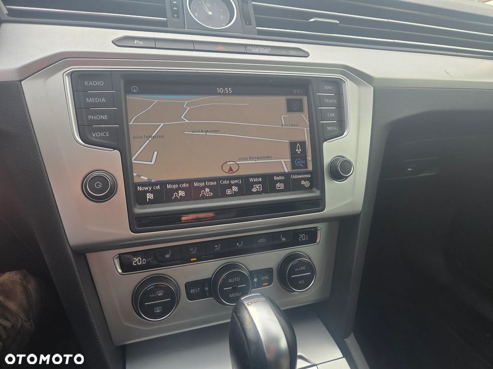 Volkswagen Passat 2.0 TDI SCR 4Mot DSG Comfortline - 7