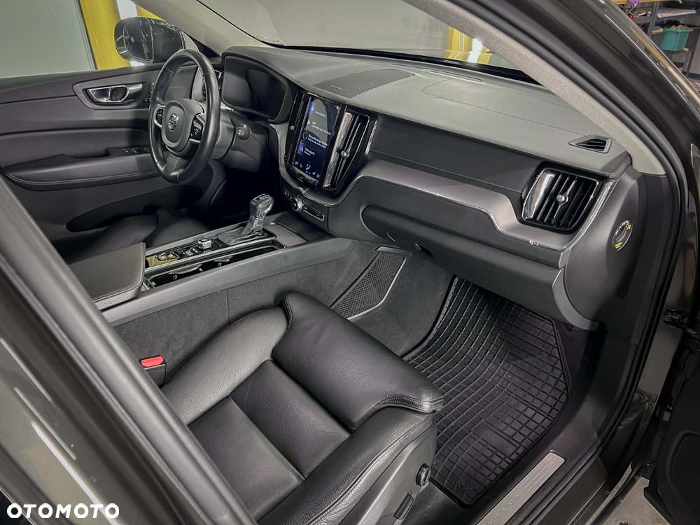 Volvo XC 60 D4 SCR Inscription - 6