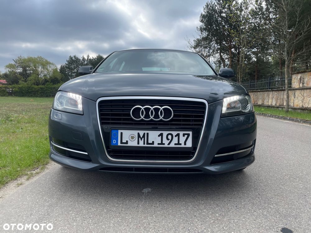 Audi A3 Sportback 2.0 TDI DPF (DSG) S tronic Attraction - 2