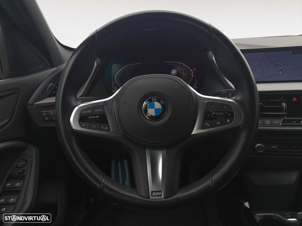 BMW 116 d Pack Desportivo M Auto - 11