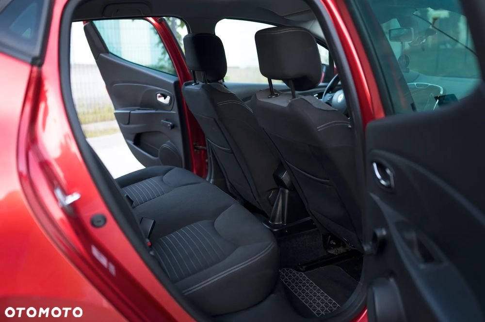 Renault Clio 1.2 16V Life - 16