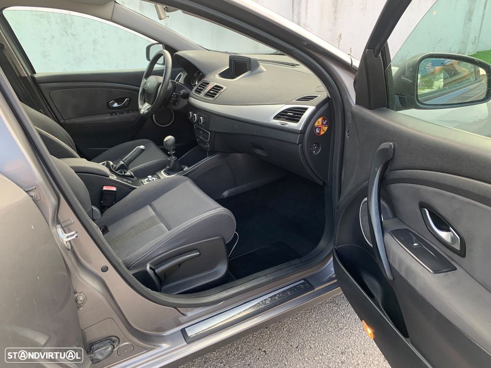 Renault Mégane Sport Tourer 1.5 dCi Dynamique S - 7