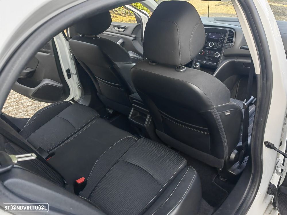 Renault Mégane 1.5 dCi Zen - 9