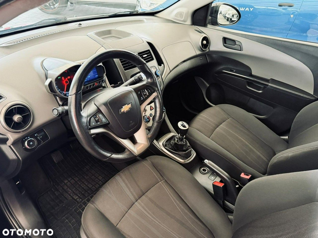 Chevrolet Aveo - 23