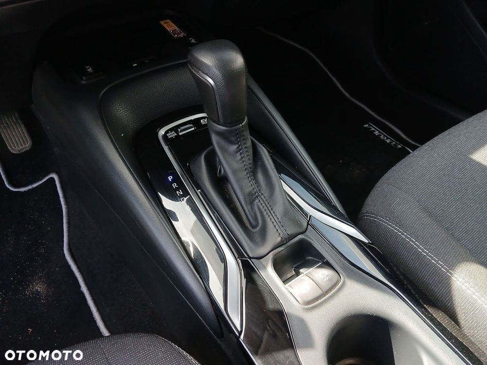 Toyota Corolla 1.8 Hybrid Style - 33