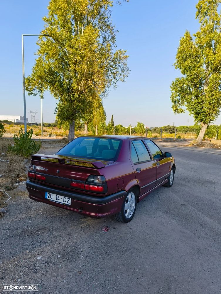 Renault 19 1.4 RTi - 5