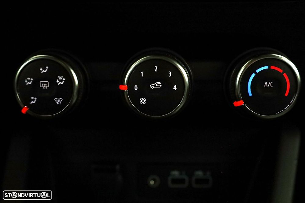 Renault Clio 1.0 TCe Evolution Bi-Fuel - 12