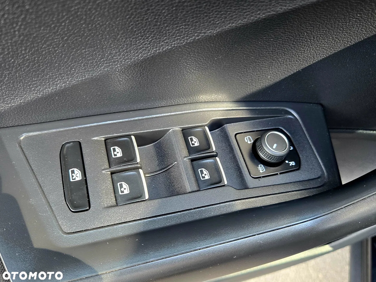 Volkswagen T-Roc 2.0 TDI SCR DPF Premium DSG - 26