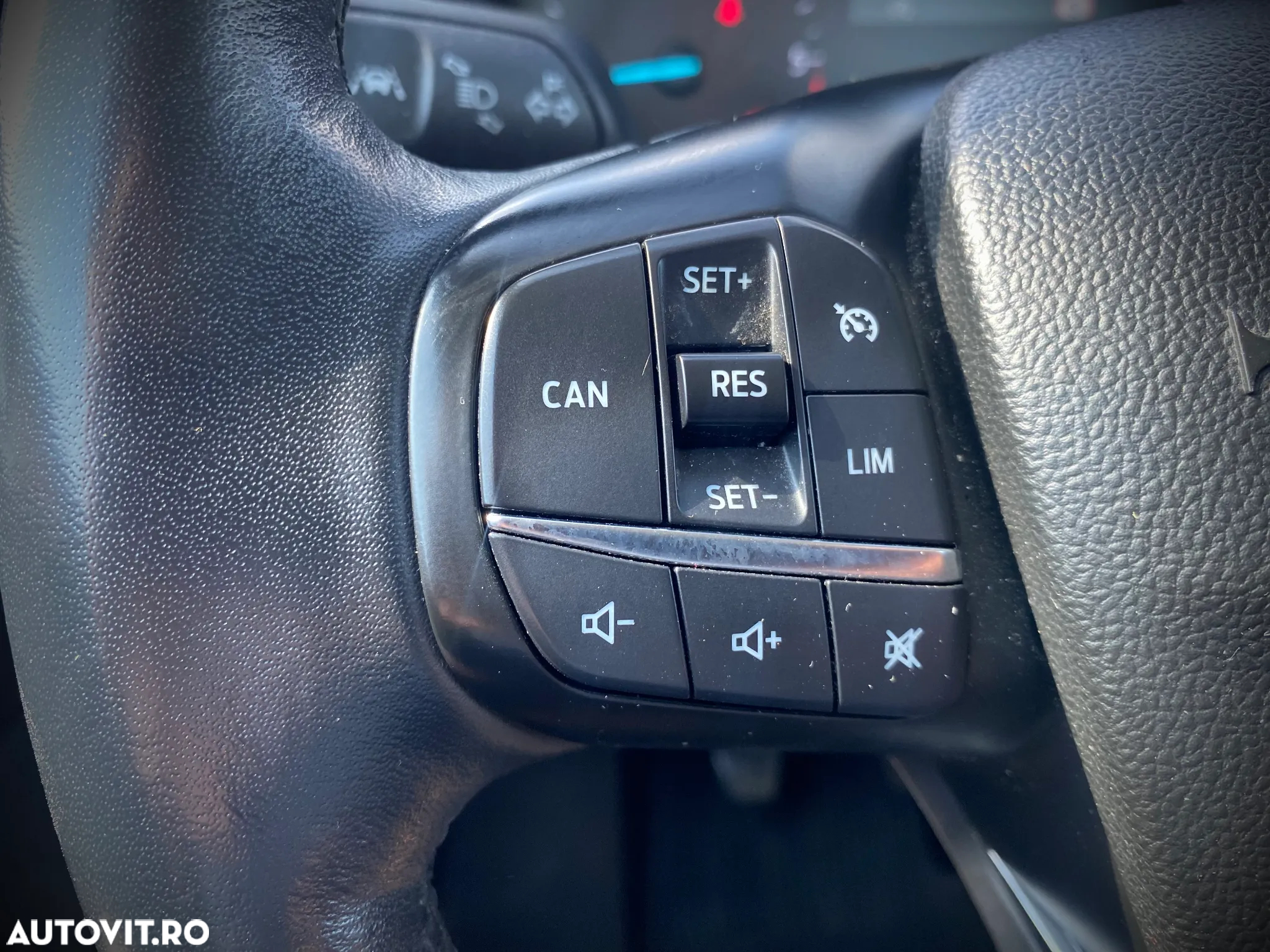 Ford Focus 1.5 EcoBlue Connected - 12