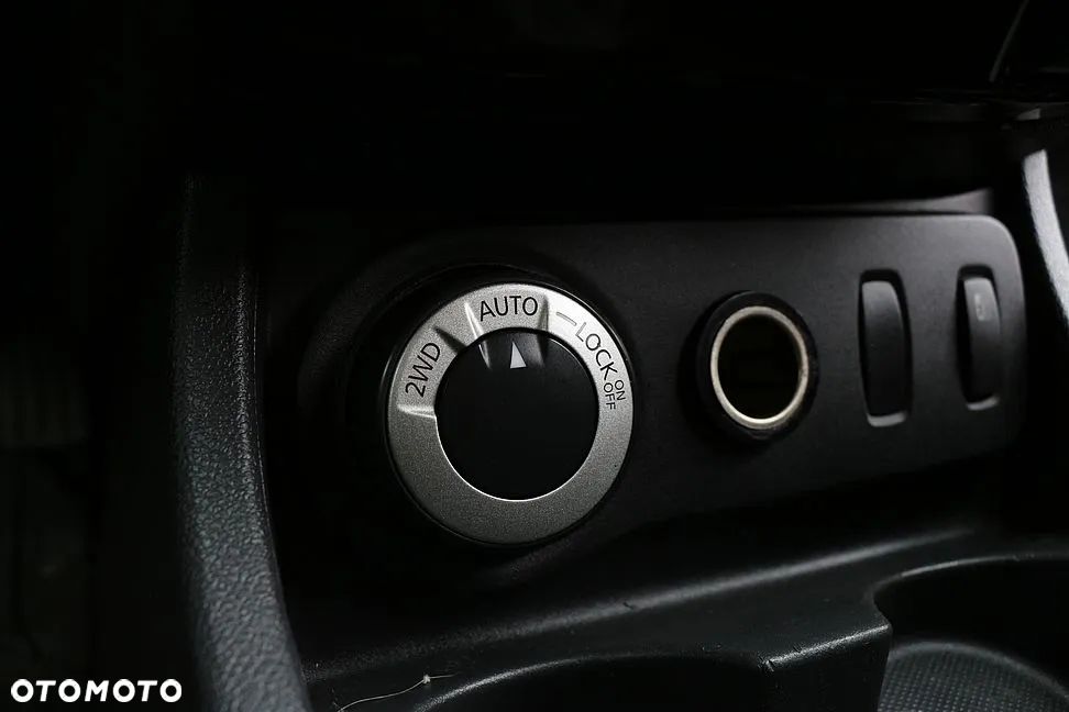 Dacia Duster 1.6 16V 4x4 Prestige - 17