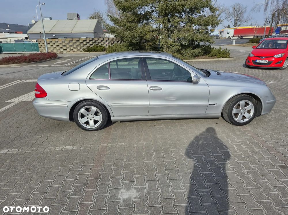 Mercedes-Benz Klasa E 240 Classic - 6